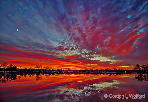 Rideau Canal Sunset_46463-5.jpg - Photographed along the Rideau Canal Waterway at Smiths Falls, Ontario, Canada.